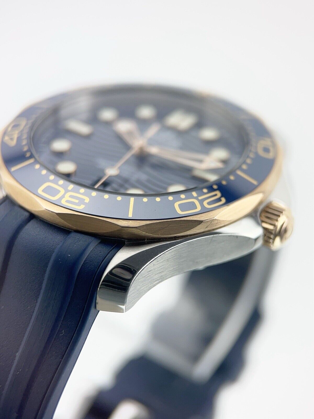 Omega Seamaster Diver 300 Steel Blue Dial 42mm Automatic 210.22.42.20.03.002