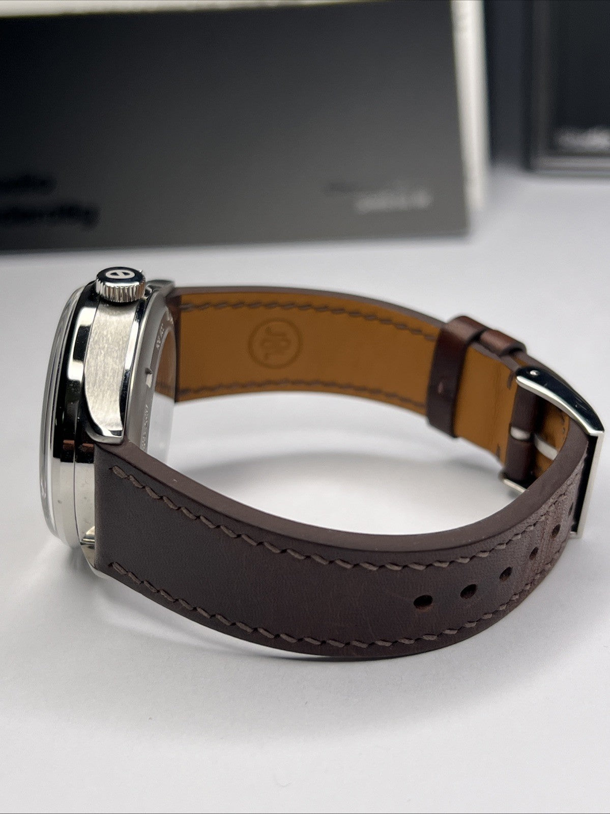 Studio Underdog Massena LAB Champagne Caviar 38.5mm Chronograph Watch Box Papers