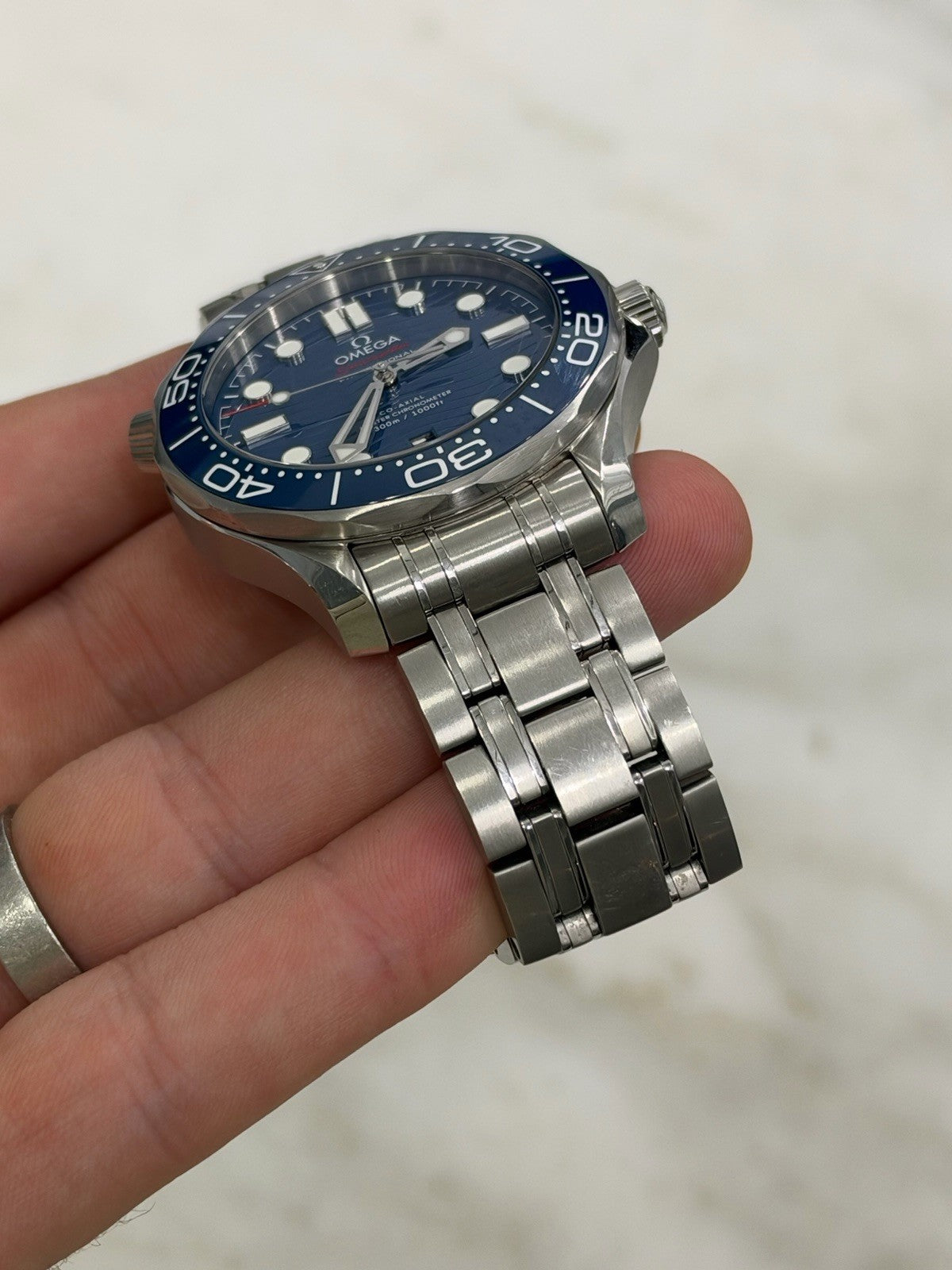 Omega Seamaster Wave 300m Diver Blue Ceramic Men's Watch 210.30.42.20.03.001