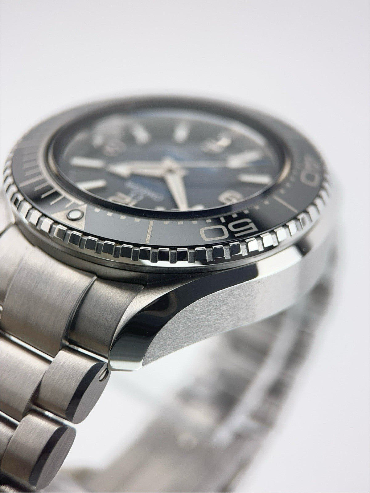 Omega Seamaster Ultra Deep Steel Blue Dial 46mm Automatic 215.30.46.21.03.001