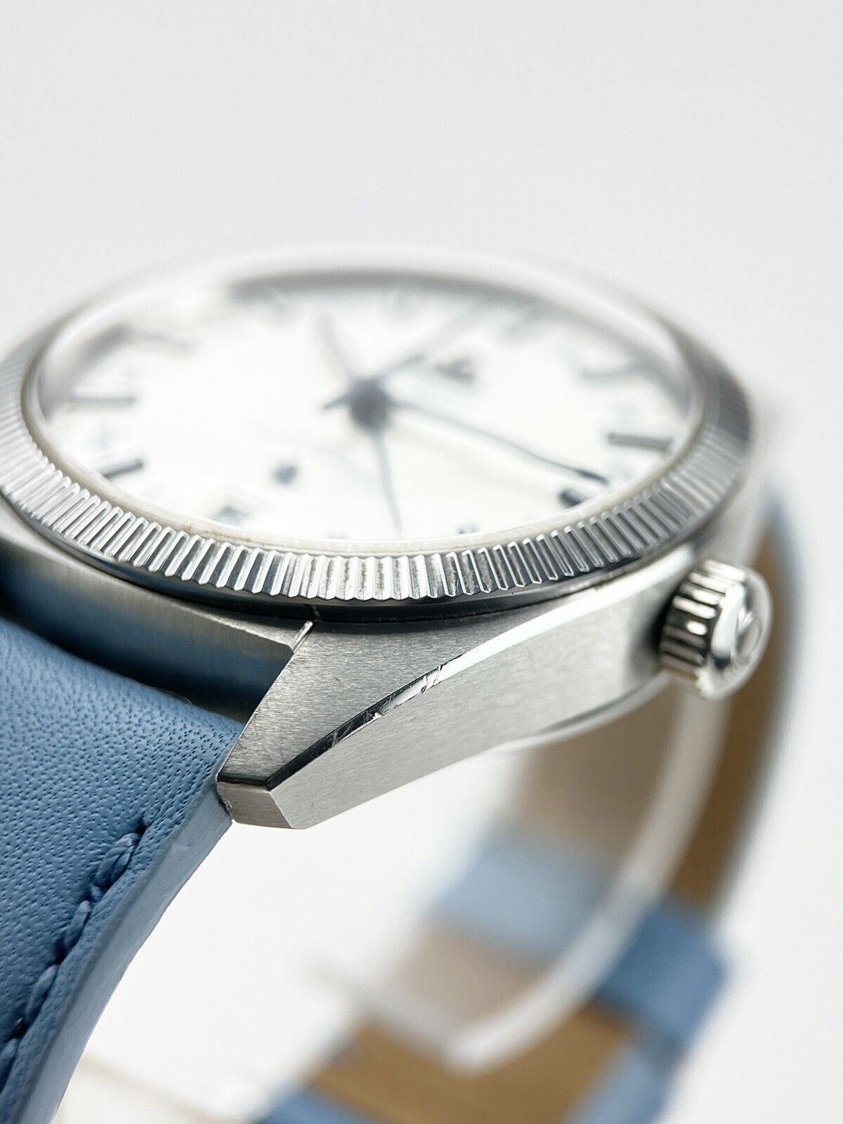 Omega Globemaster Constellation 130.33.41.22.02.001 Automatic Movement 41mm B&P