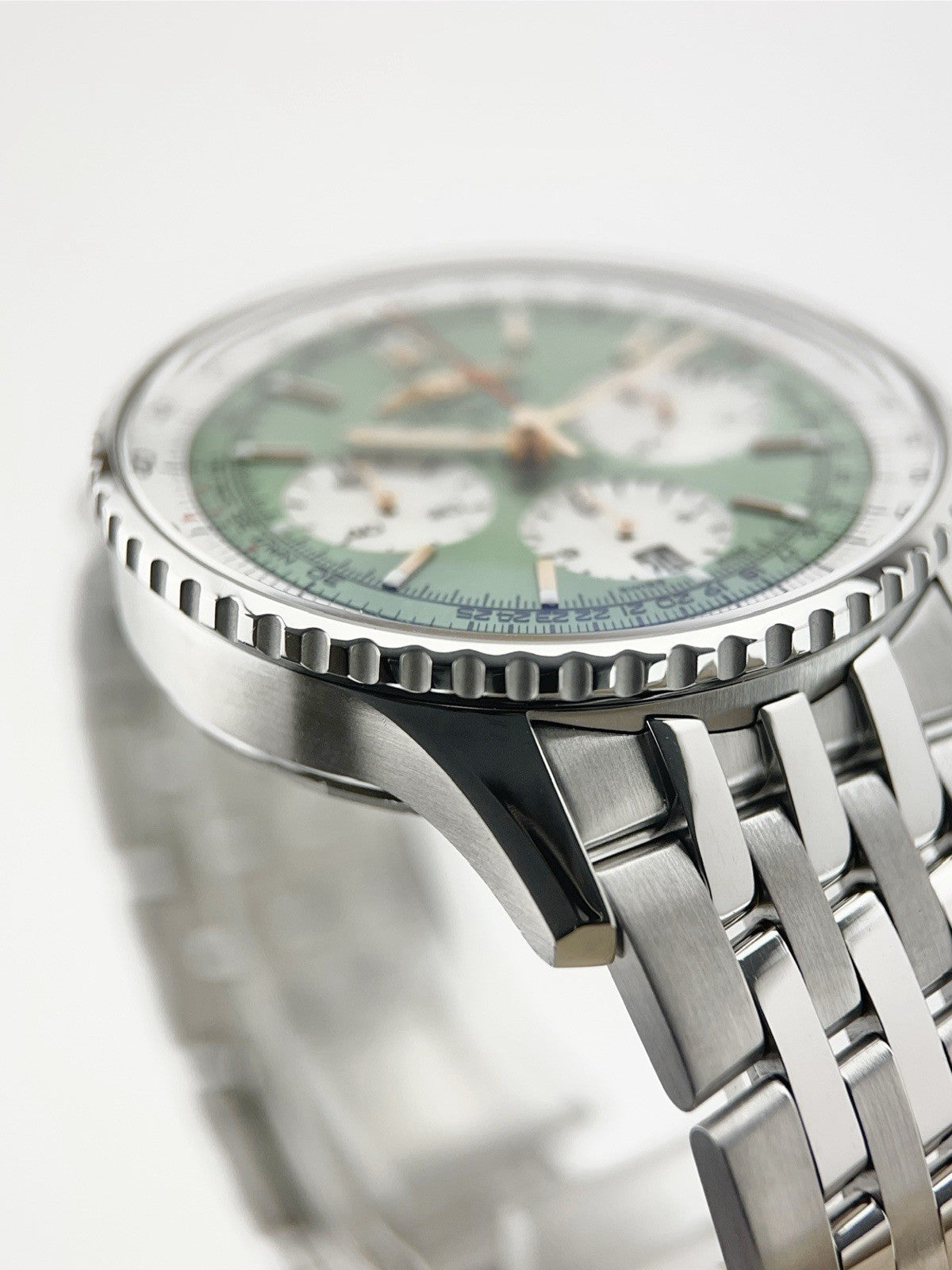 Breitling Navitimer Stainless Steel Green Dial 41mm Automatic Men’s Watch AB0139