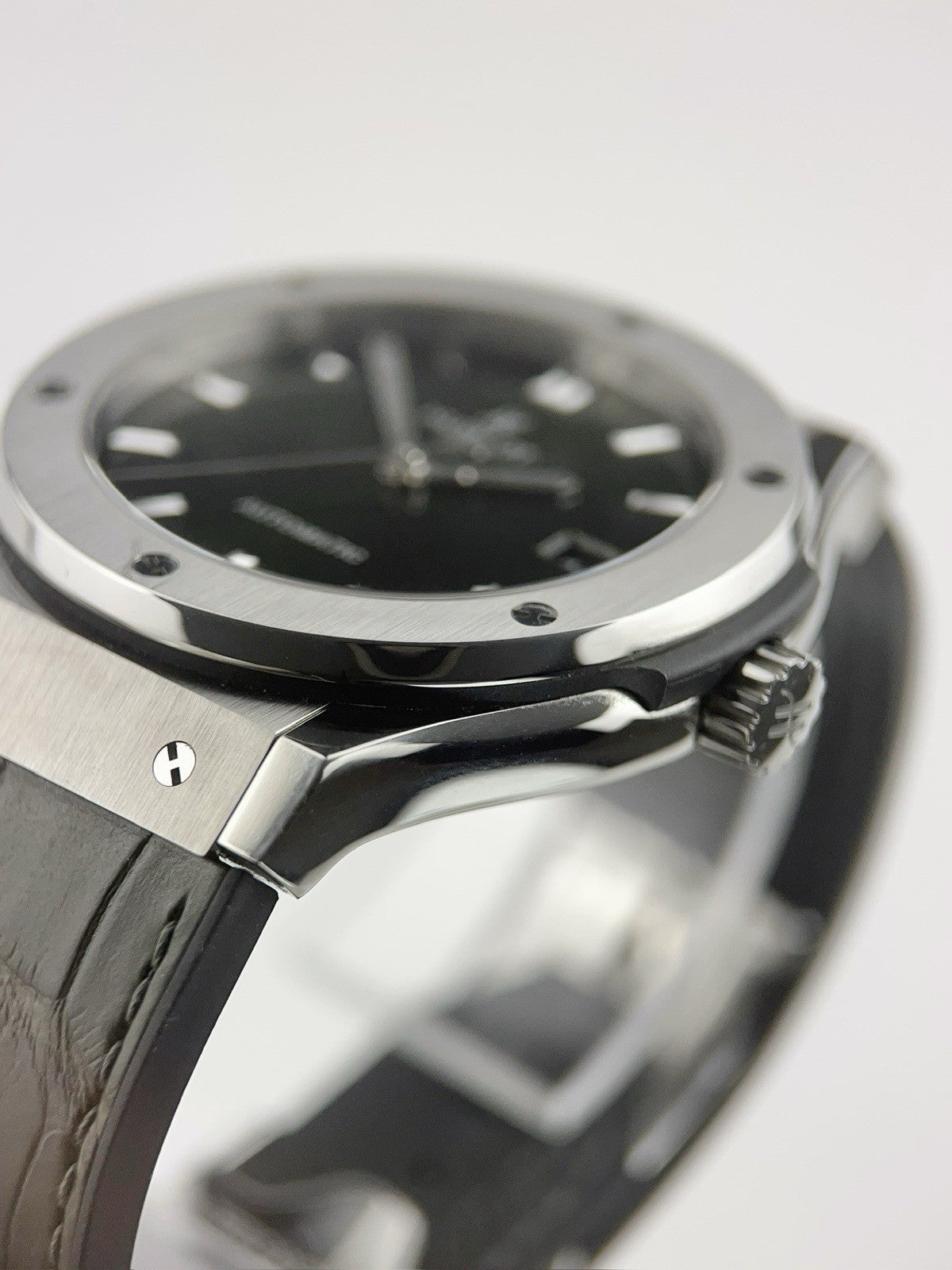 Hublot Classic Fusion Titanium Green Dial 45mm Automatic Men’s 511.NX.8970.LR