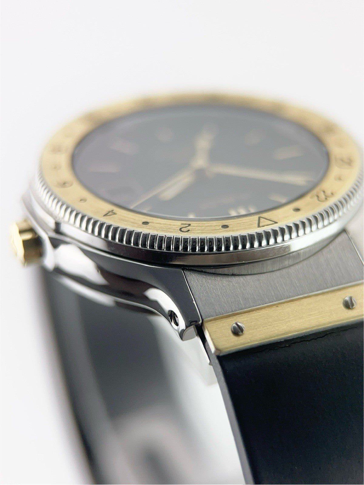 Hublot MDM Stainless Steel and Gold Black Dial 33mm Automatic Watch S.146.10.2