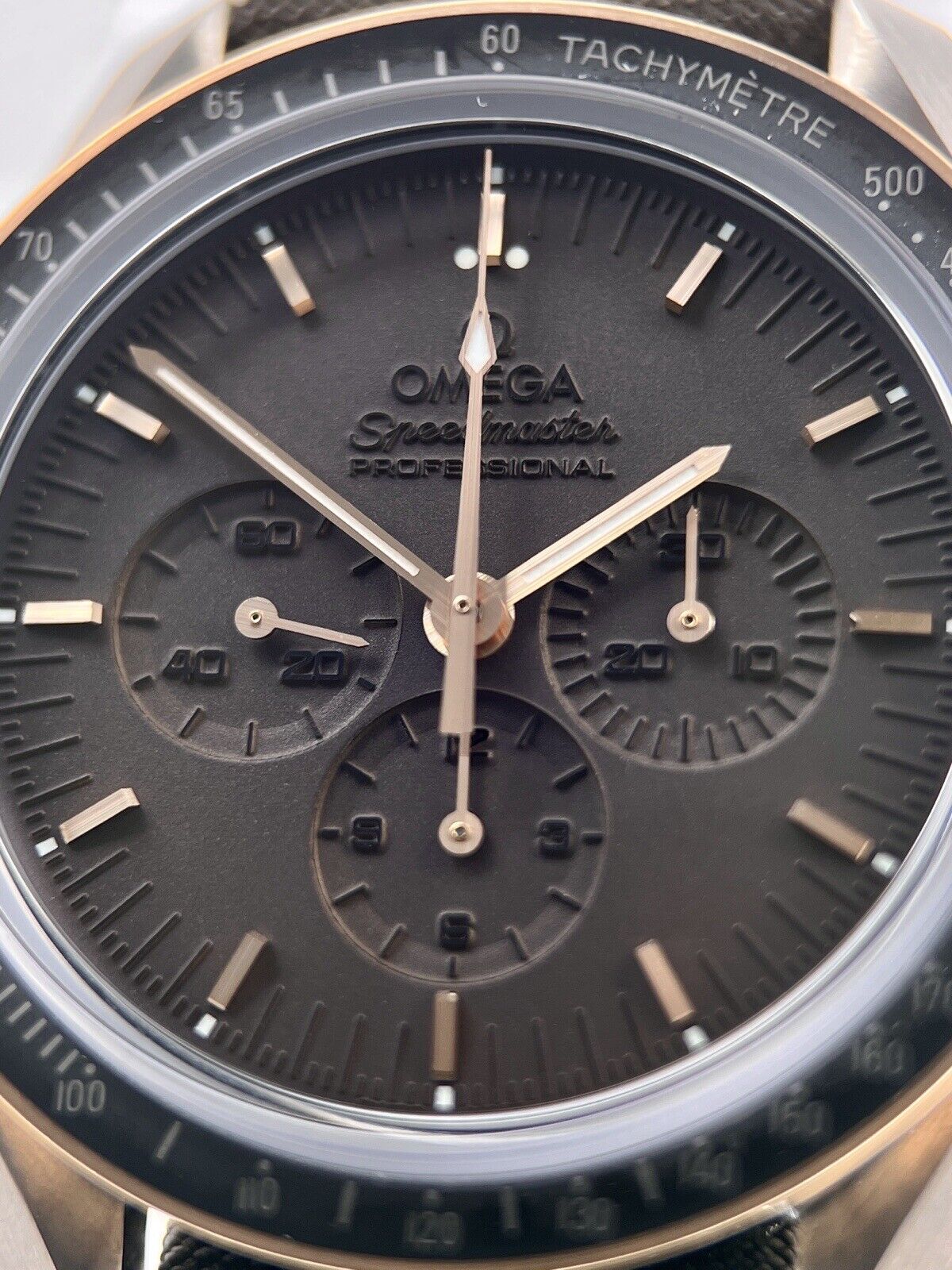 Omega Speedmaster Professional Apollo 11 45Th Anniversary Limited Ed B & P 2015