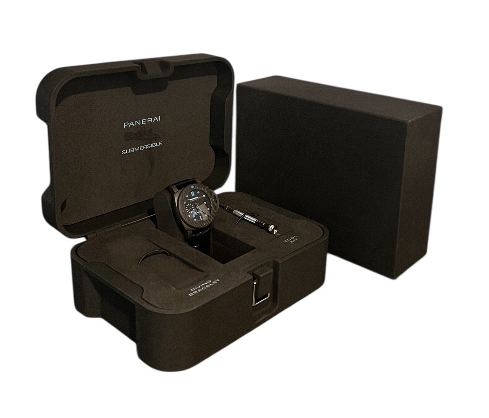 Panerai Submersible Carbon Black Dial 47mm Automatic Movement Mens PAM01616