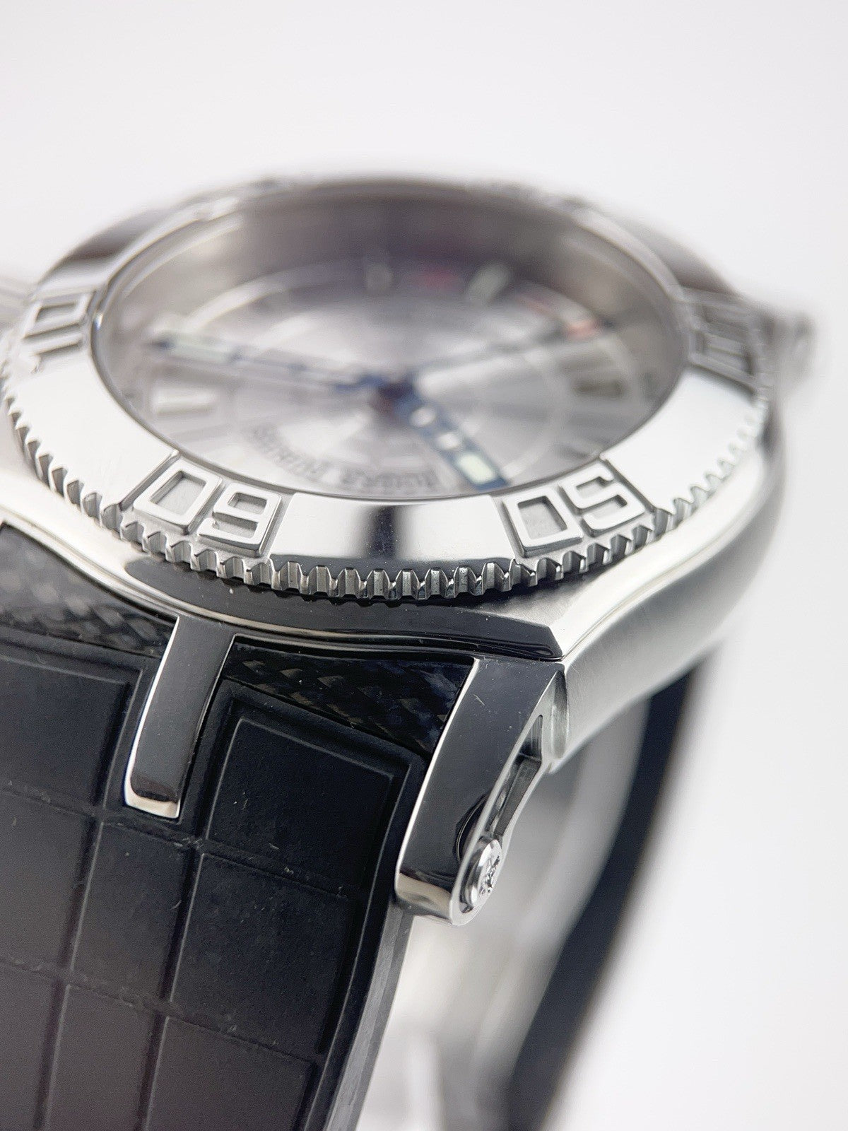 Roger Dubuis Easy Diver Silver Dial 46mm Automatic Men's Watch SE46 57 9 3 53