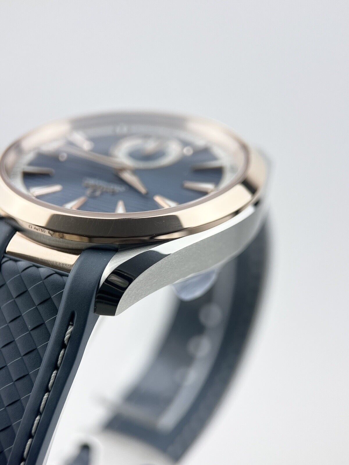 Omega Seamaster Aqua Terra 220.22.41.21.03.001 Blue 41mm Steel & Rose Gold Watch