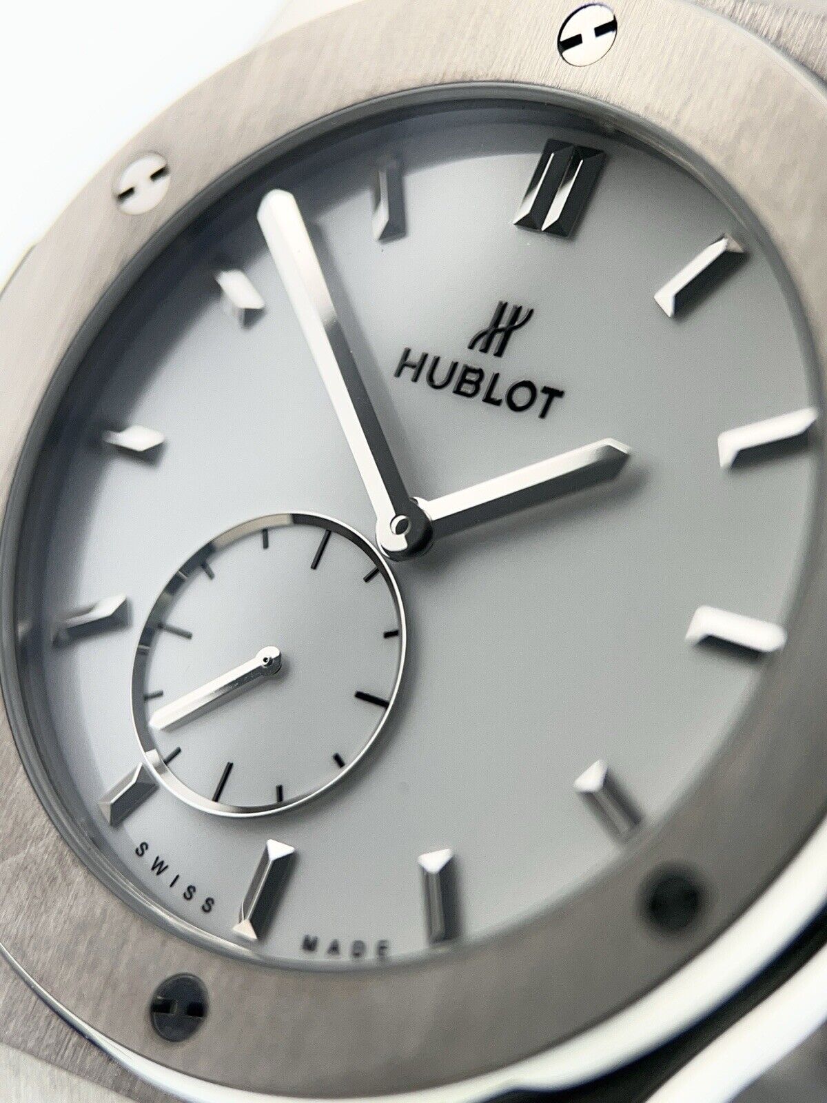 Hublot Classic Fusion Titanium White Dial 45mm Manual Men’s Watch 515.NX.2210.LR