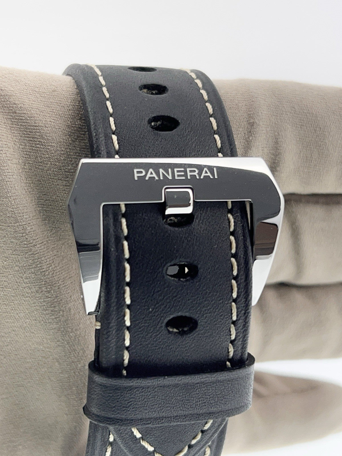 NEW Panerai Radiomir Black Seal Steel Black Dial 45mm Manual Wind Watch PAM00754