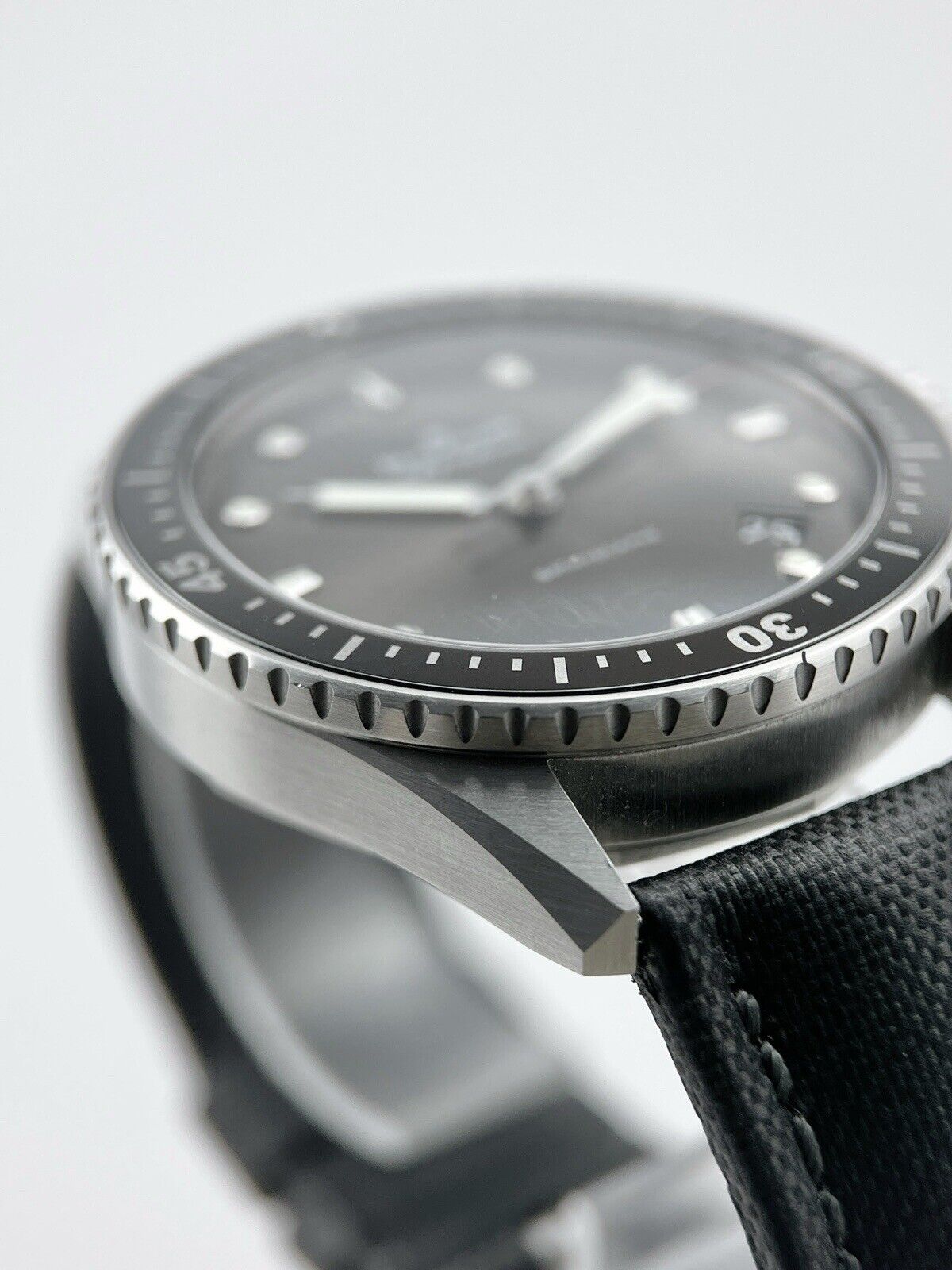 Blancpain Fifty Fathoms Bathyscaphe 43mm Auto Back Dial Ref-5000 - Box & Papers