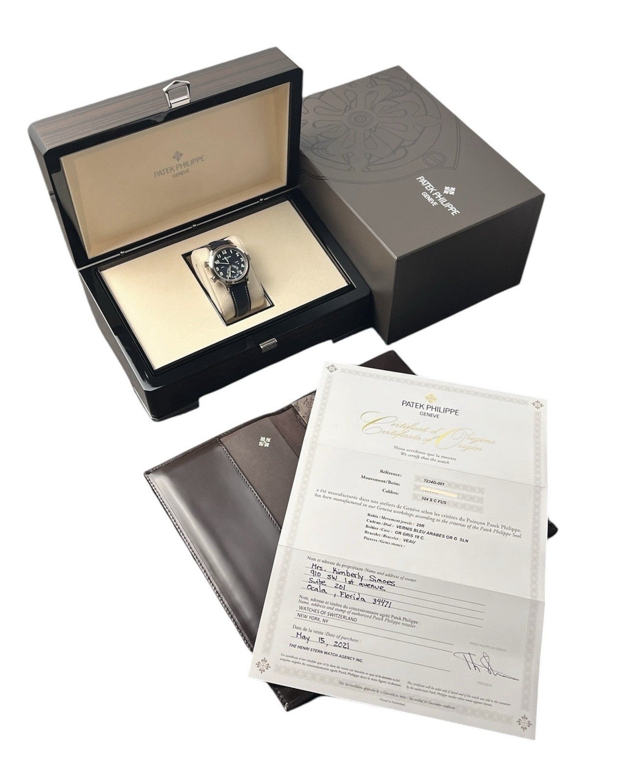 Patek Philippe Calatrava Blue Dial 18k White Gold 37.5mm Auto Watch 7234G-001