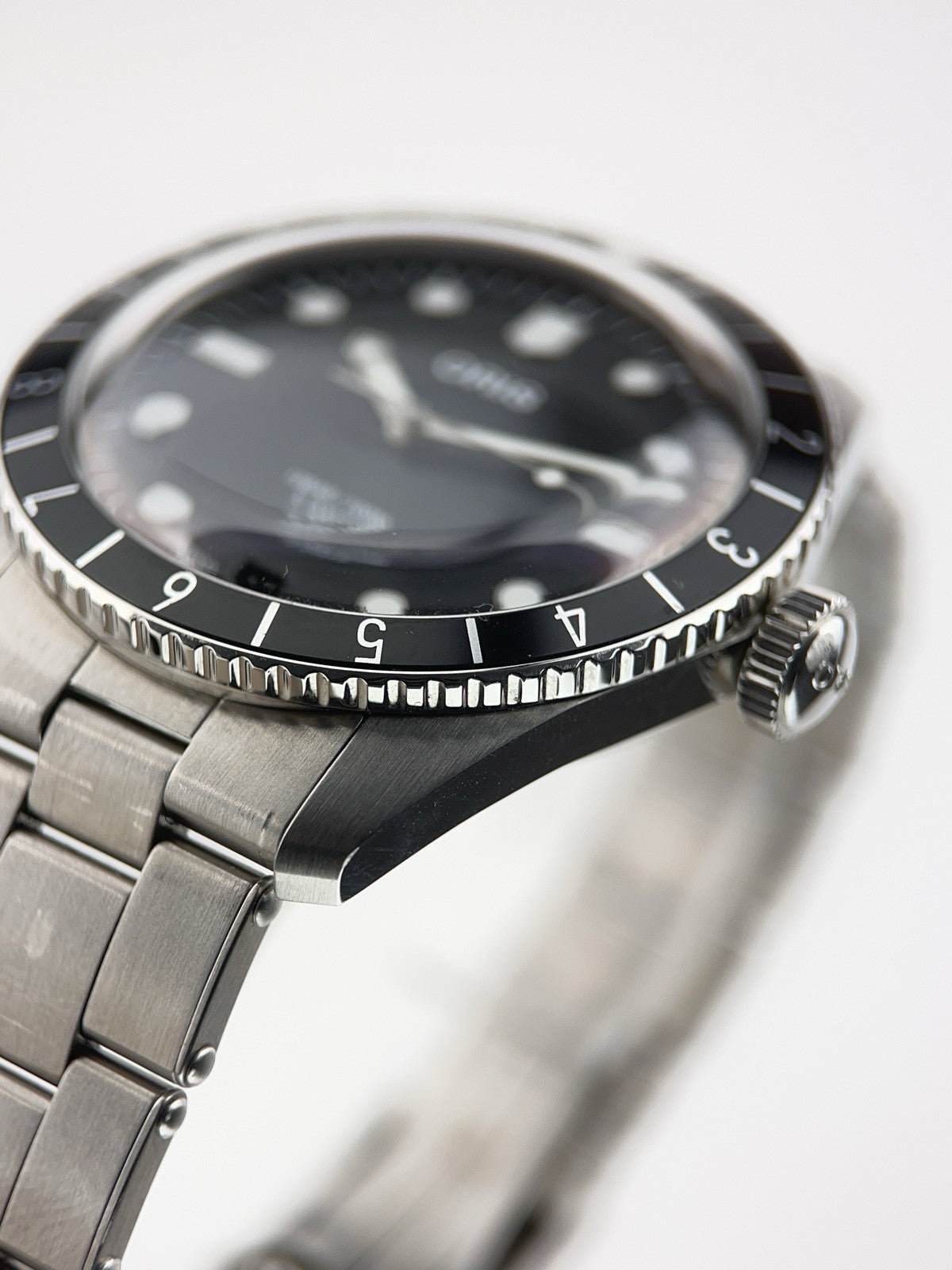 Oris Divers Sixty-Five 12H Calibre 400 Steel Automatic Men's Watch 7772