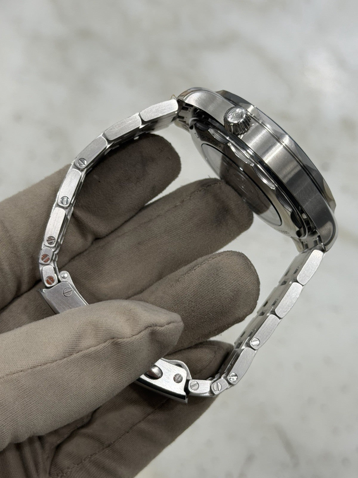 2026 SERVICE Omega Seamaster Date 300m Diver Blue Watch 210.30.42.20.03.001