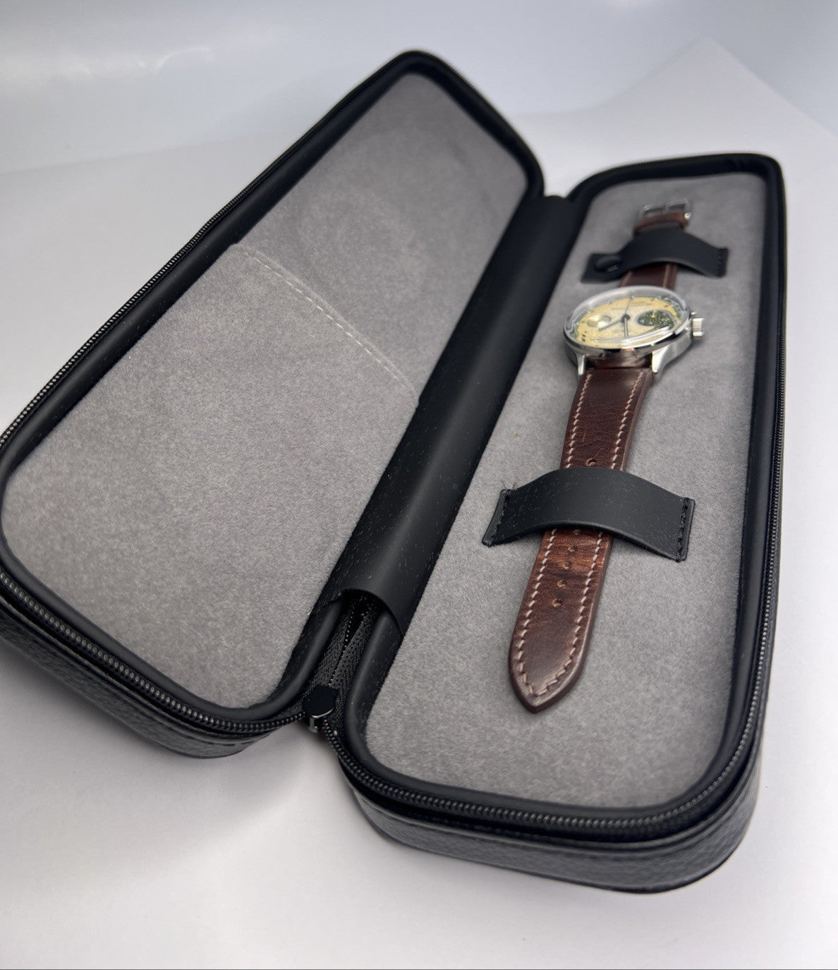 Studio Underdog Massena LAB Champagne Caviar 38.5mm Chronograph Watch Box Papers