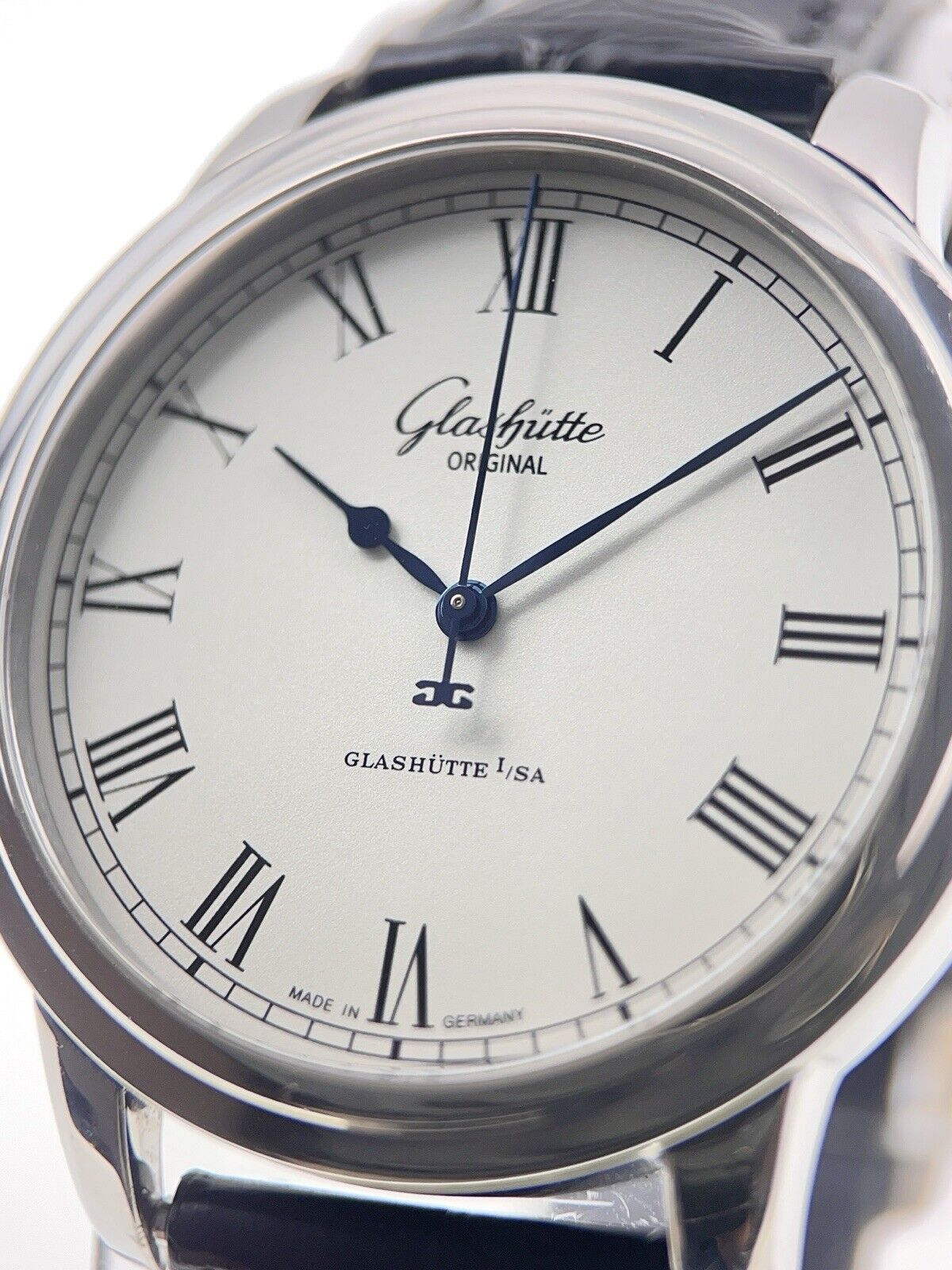 Glashutte Original Stainless Steel 40mm Automatic Men’s Watch 139-59-01-02-04