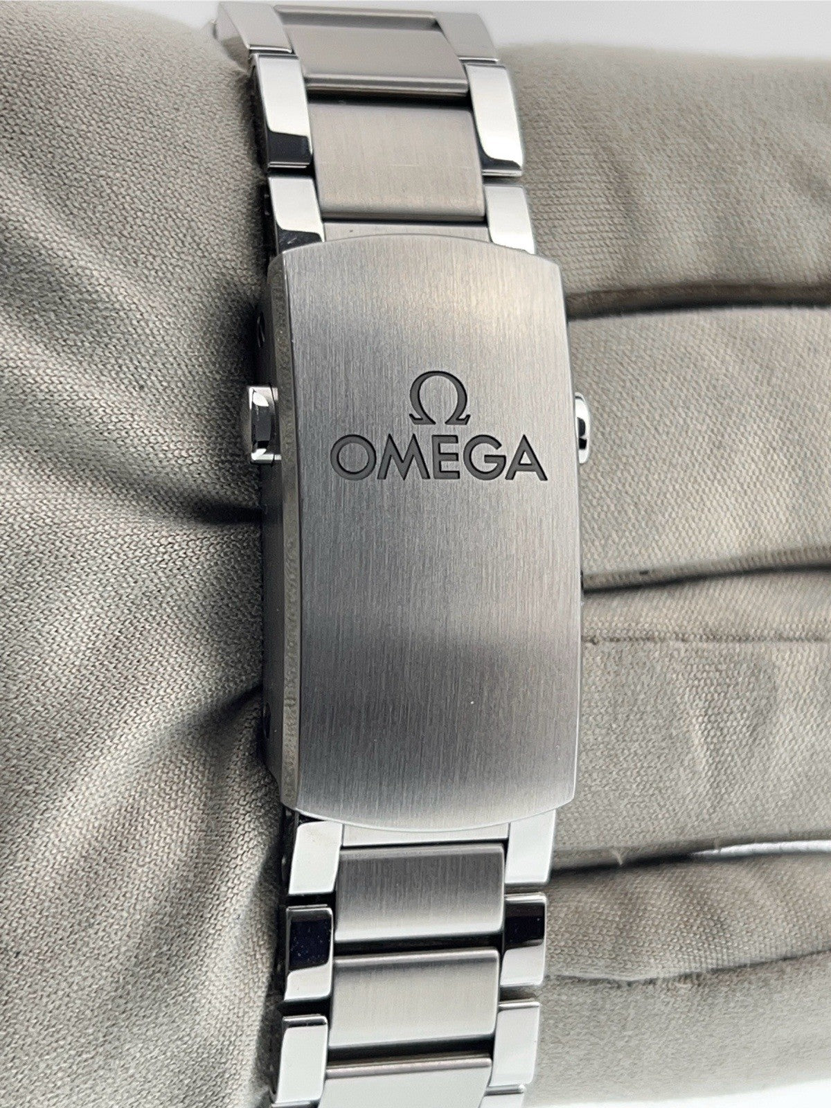 Omega Seamaster Steel Black Dial 41mm Automatic Men’s Watch 234.30.41.21.01.001