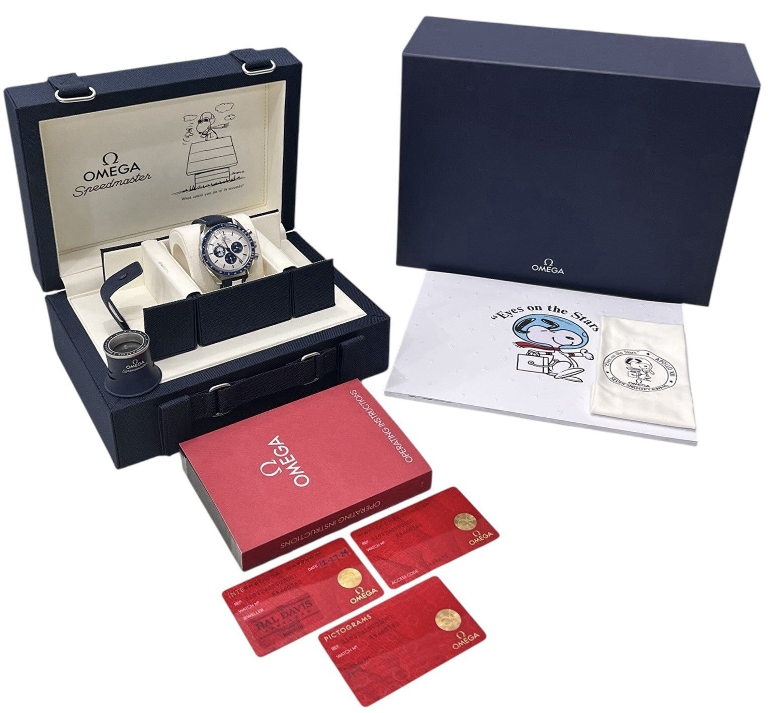 Omega Speedmaster Snoopy White Dial 42mm Manual Wind Mens 310.32.42.50.02.00