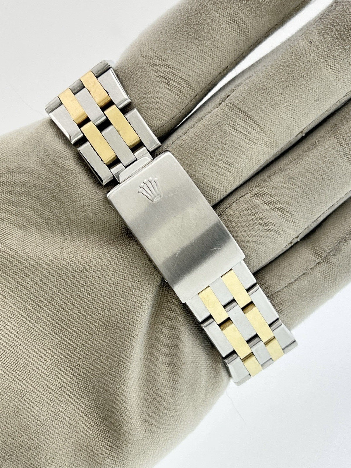 Rolex Oysterquartz Datejust Gold & Steel Silver Dial 36mm Quartz Men Watch 17013