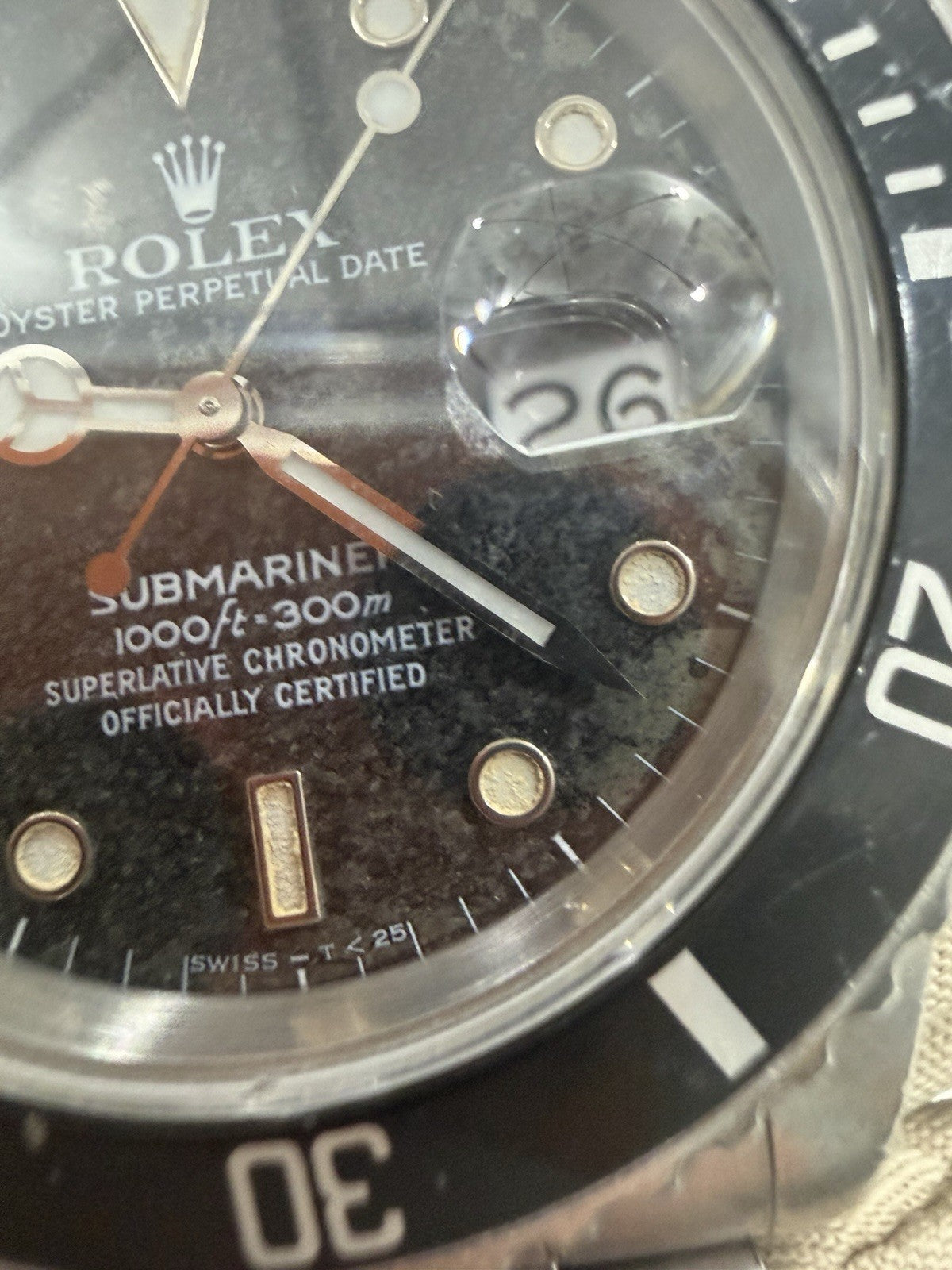 Rolex Submariner Date Stainless Steel Black Dial 40mm Automatic Mens Watch 16610