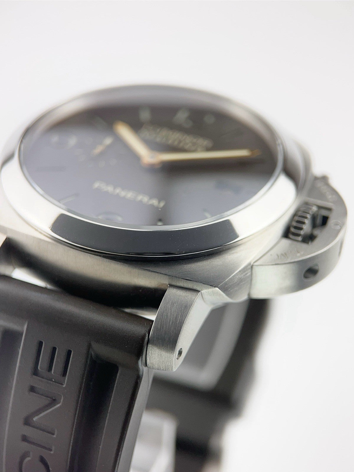 Panerai Luminor Titanium Brown Dial 44mm Automatic Movement Men’s Watch PAM00351