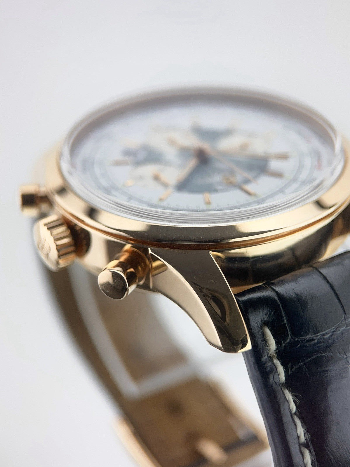 Breitling Transocean Chrono 18k Rose Gold White Dial 46mm Automatic Watch RB0510