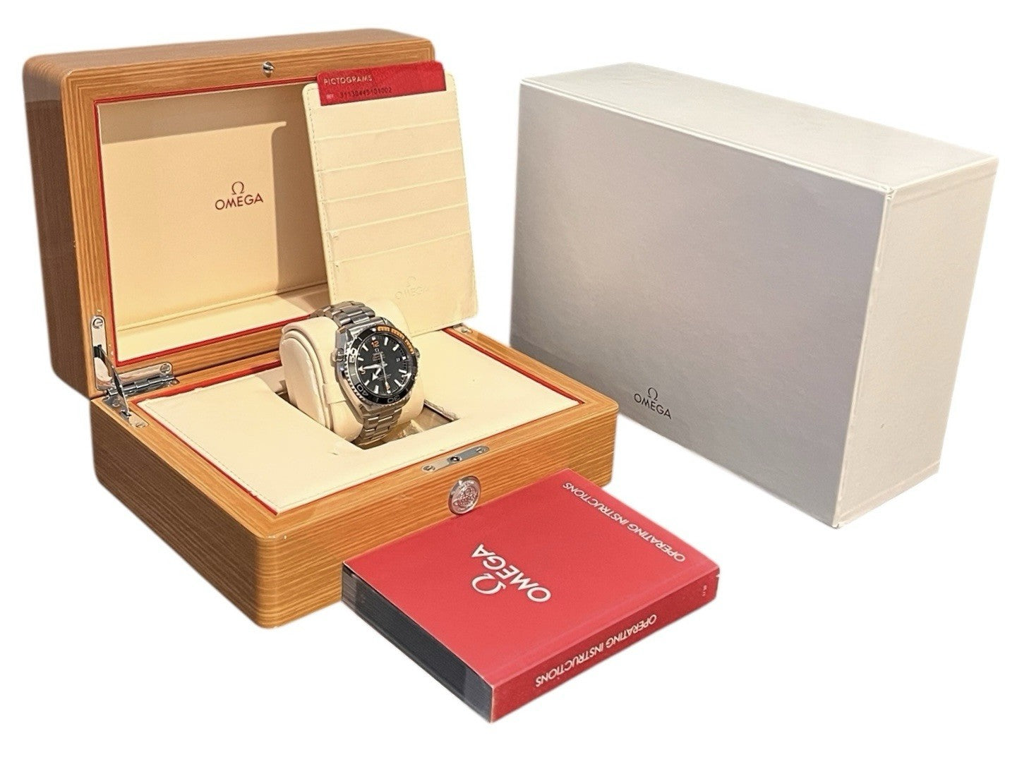 Omega Seamaster Planet Ocean Steel Black Dial 44mm Automatic 215.30.44.21.01.002