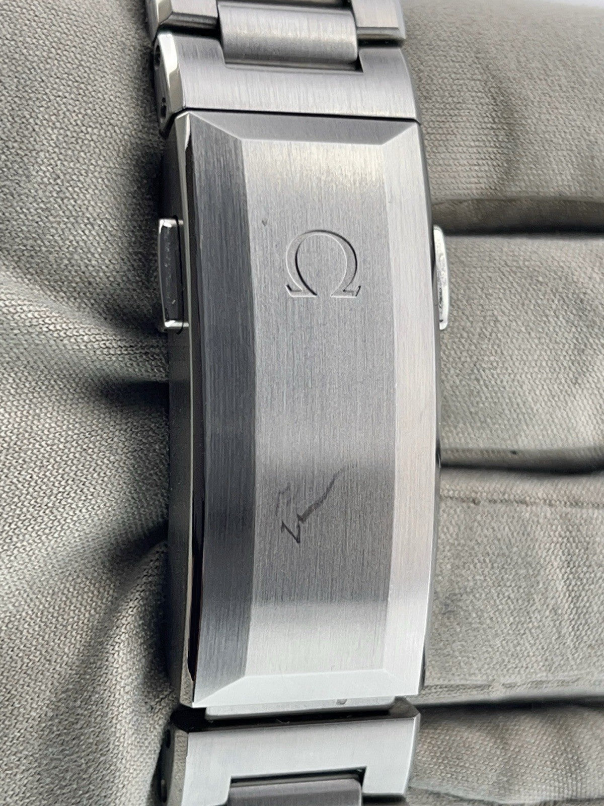Omega Seamaster Ultra Deep Steel Blue Dial 46mm Automatic 215.30.46.21.03.001