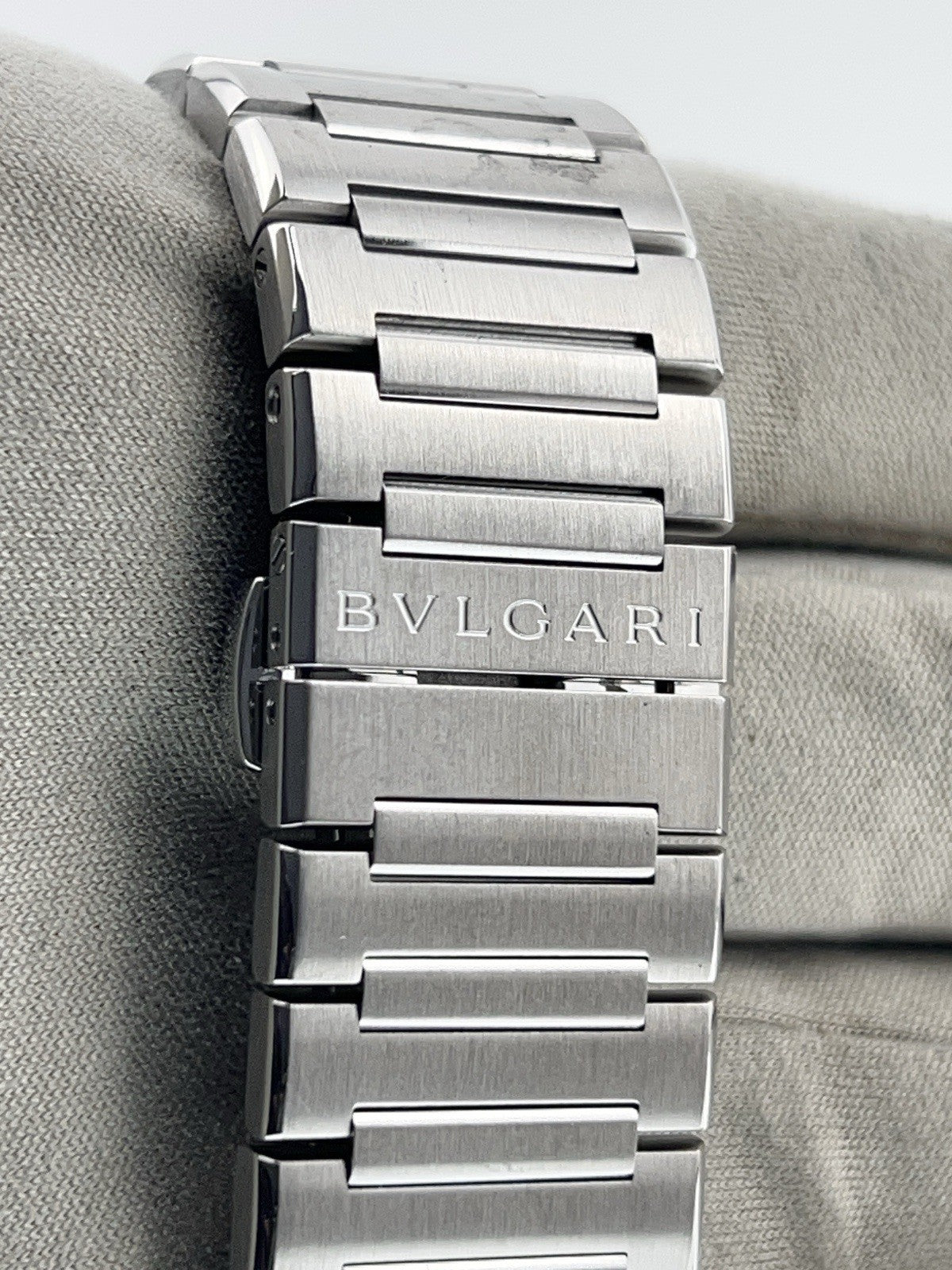Bulgari Daniel Roth Stainless Steel Black Dial 51mm Automatic Men’s BRE56SCHS