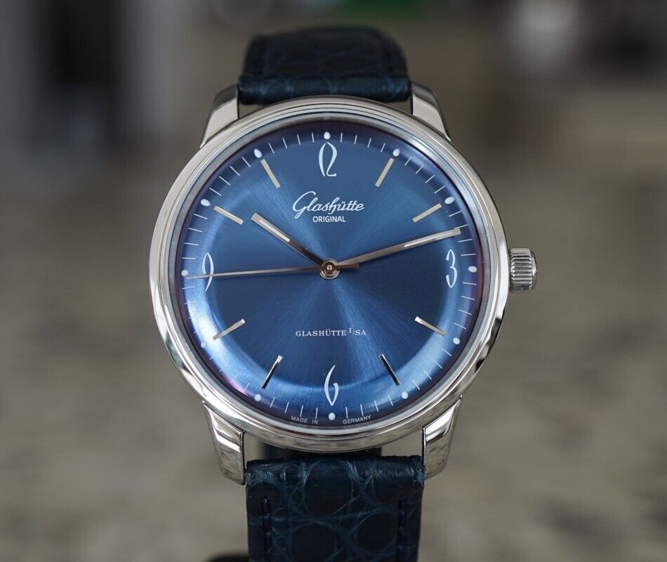 Glashutte Original Senator Sixties Steel Blue Dial Mens Watch - Box & Papers