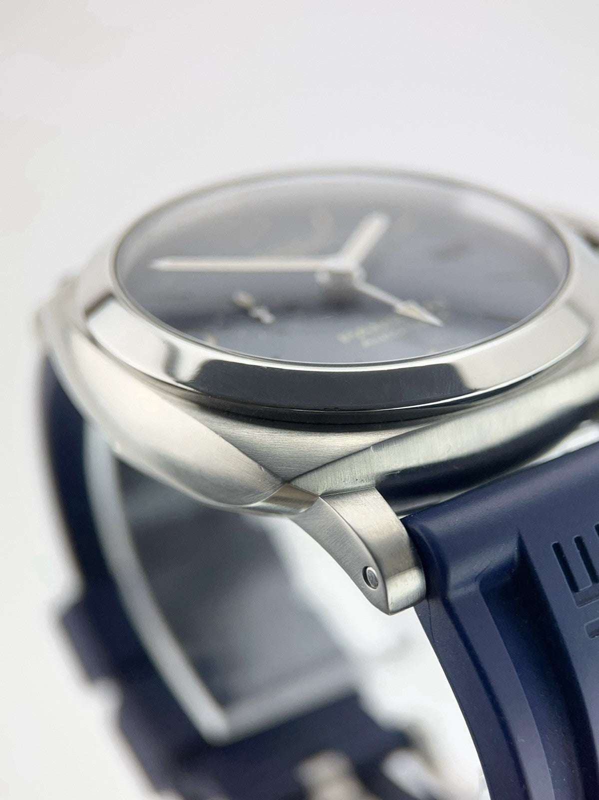 Panerai Luminor Stainless Steel PAM01033