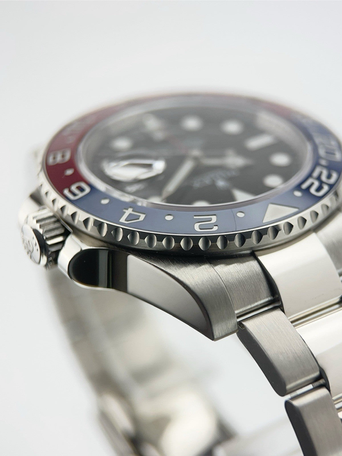 Rolex GMT Pepsi 18k White Gold Black Dial 40mm Automatic Men's Watch 116719BLRO