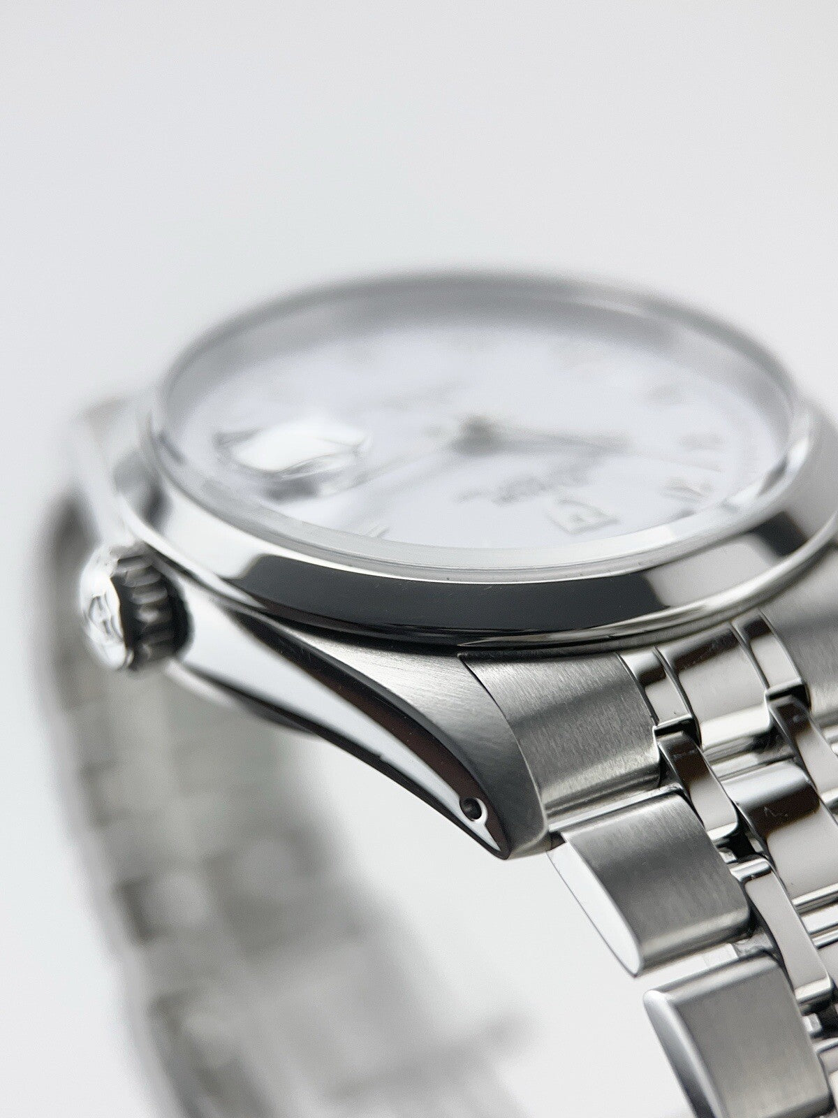 Tudor Prince Date-Day 76200