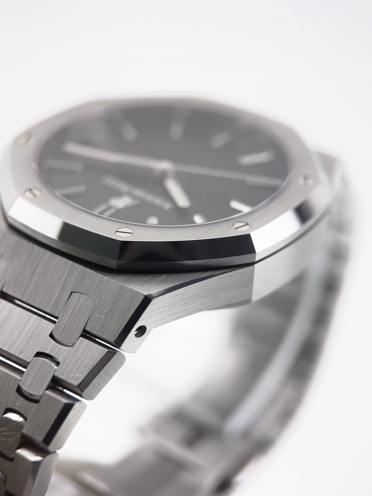 Audemars Piguet Royal Oak Steel Black Dial 41mm Automatic Men’s Watch 15500ST