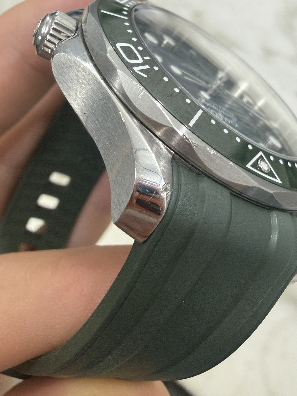 Omega Seamaster Diver Steel Green Dial 42mm Automatic Mens 210.32.42.20.10.001