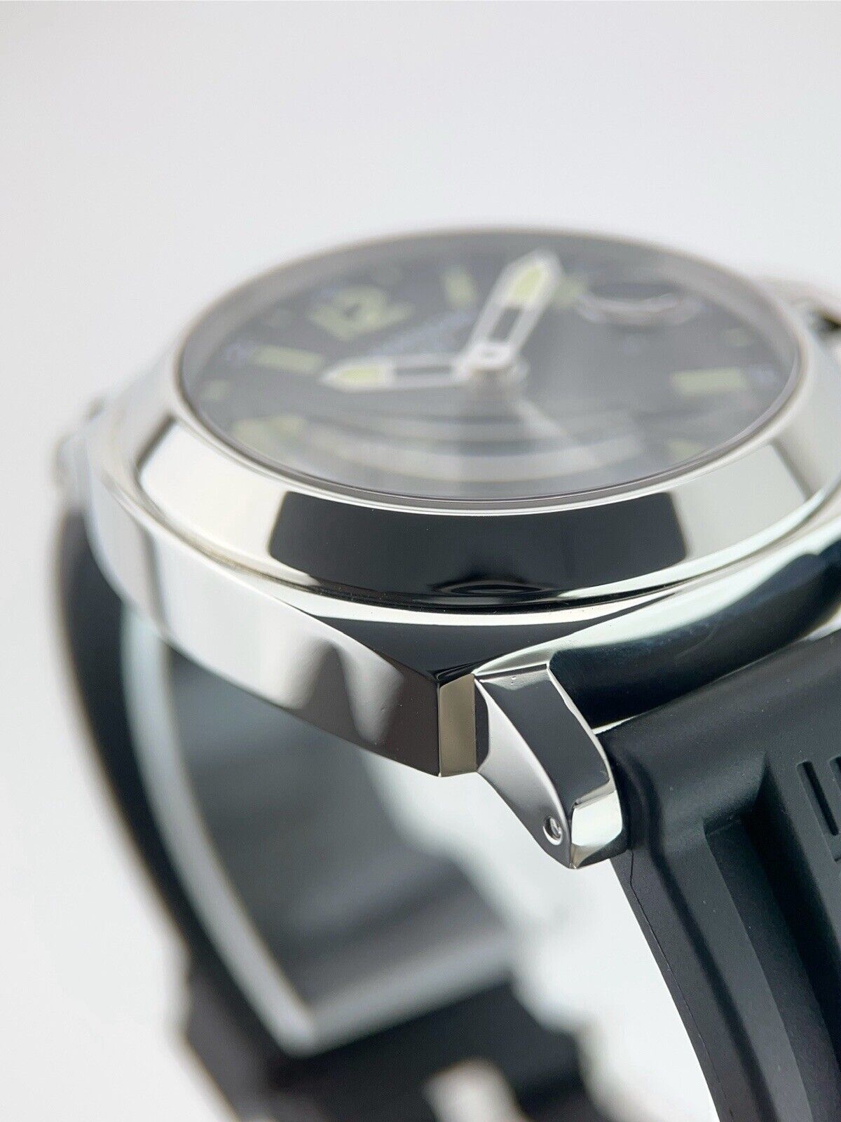 Panerai Luminor GMT PAM01088