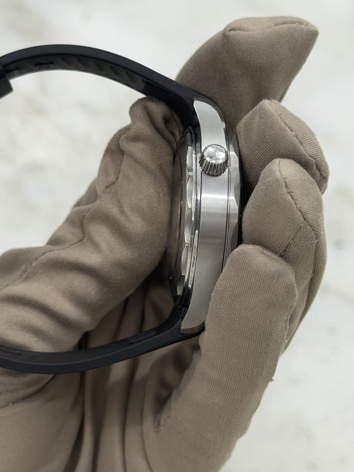 2020 Omega Seamaster Steel White Dial 42mm Automatic Watch 210.32.42.20.04.001