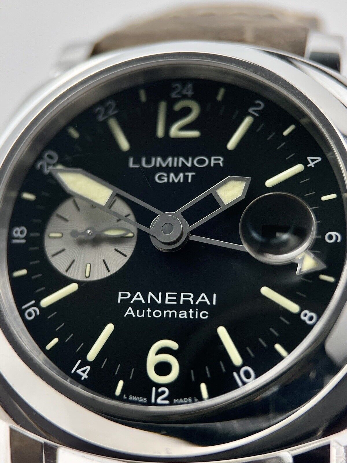 Panerai Luminor GMT PAM01088 Date Automatic Men's Watch Black Dial Box & Papers