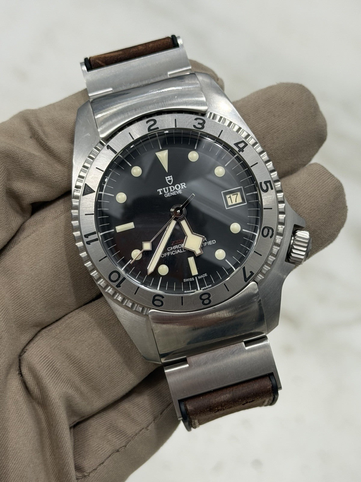 2020 Tudor Black Bay P01 Automatic 42mm Stainless Steel Mens Strap Watch 70150