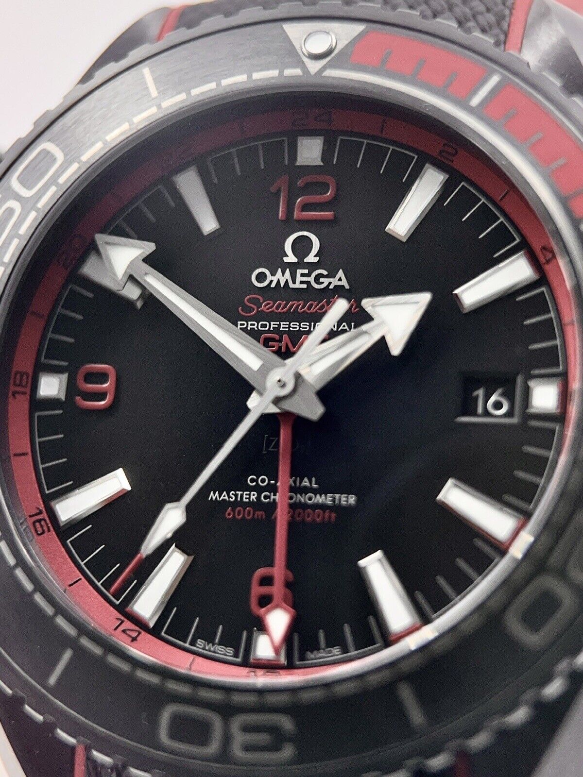 Omega Seamaster Planet Ocean 600M Black GMT 45.5mm 215.92.46.22.01.003 B&P