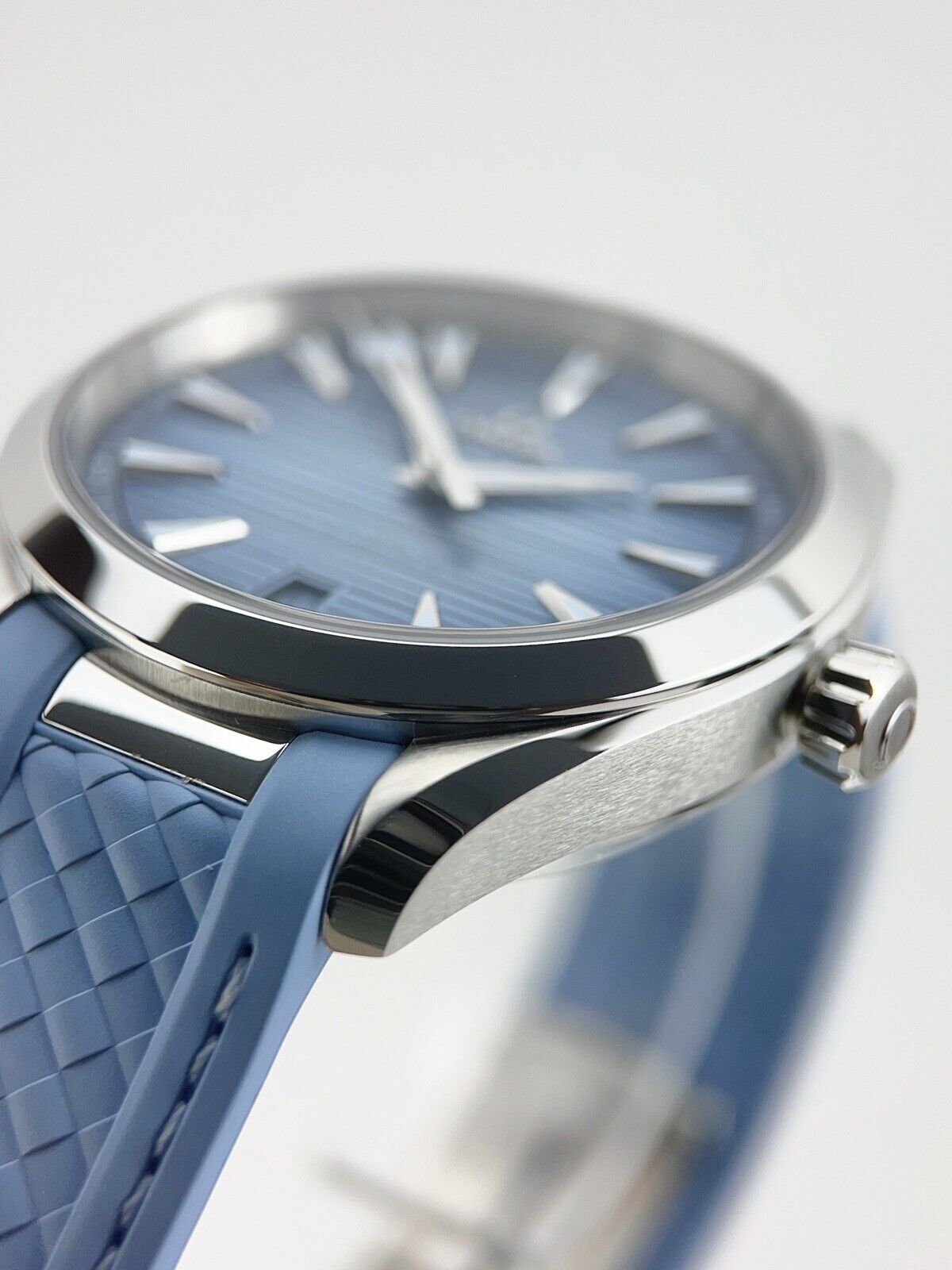 NEW 2024 Omega Seamaster Aqua Terra Summer Edition  Blue 41mm Automatic - B/P