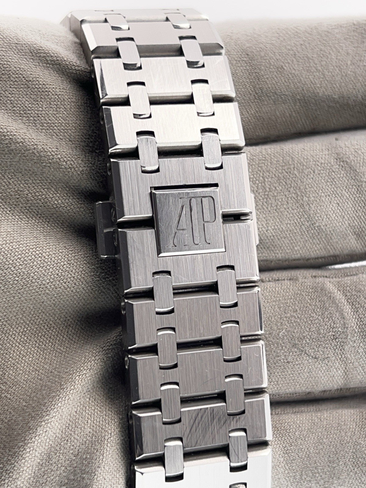 Audemars Piguet Royal Oak Steel Black Dial 41mm Automatic Men’s Watch 15500ST