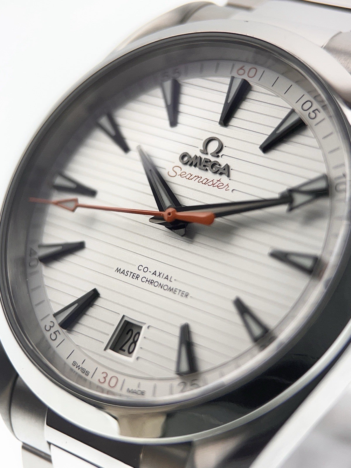 Omega Seamaster Stainless Steel White Dial 41mm Automatic 220.12.41.21.02.002