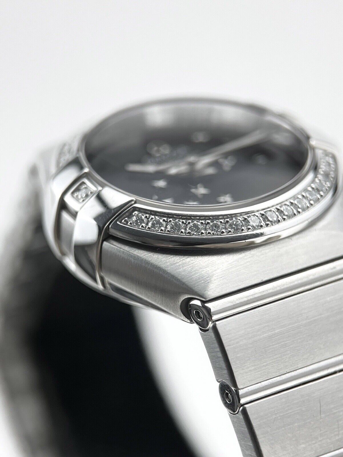 OMEGA Constellation 123.15.27.20.01.001 Dial Lady's Watch - Factory Diamonds