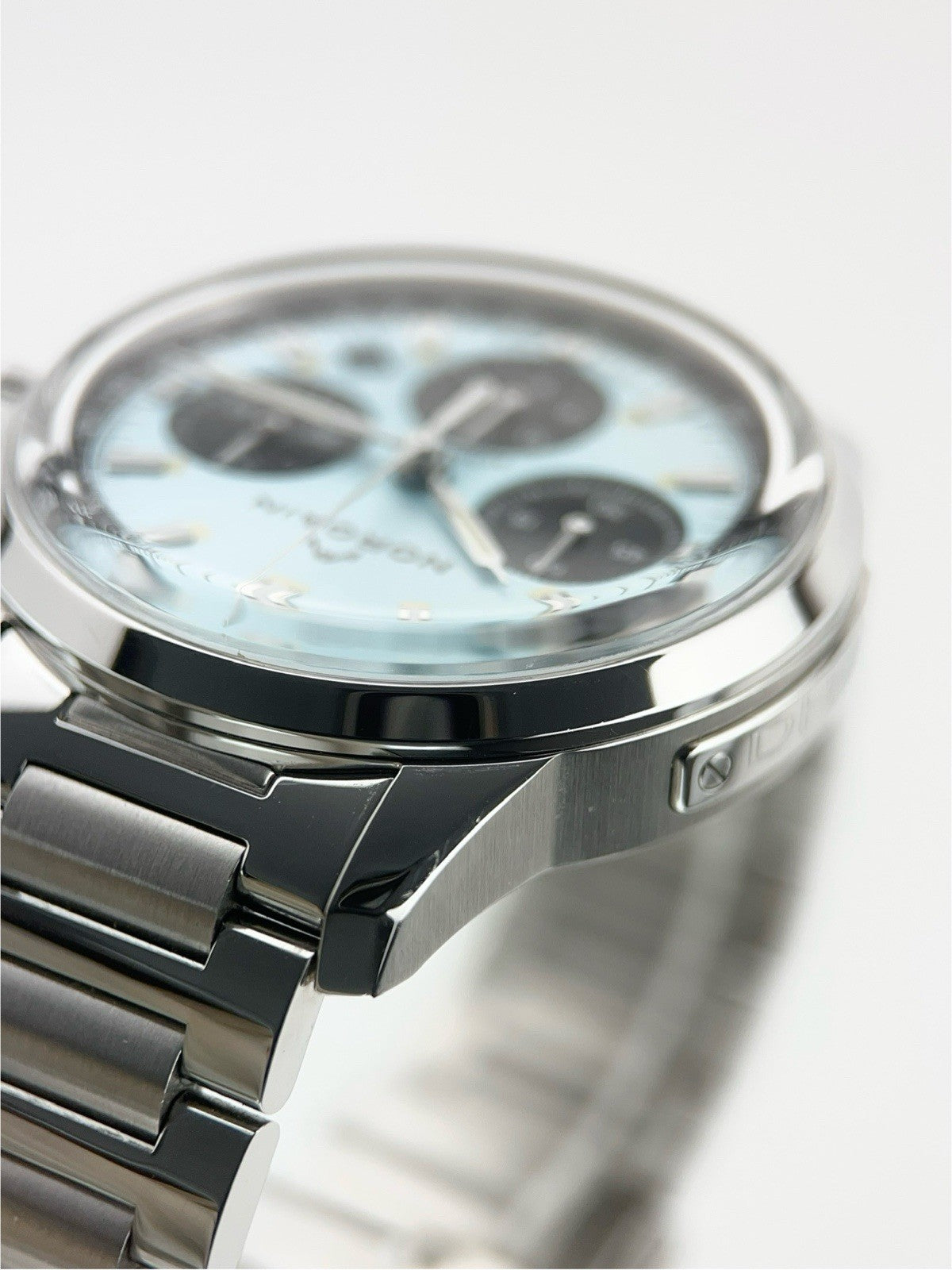 Norqain Freedom Stainless Steel Ice Blue Dial 40mm Automatic Men's Watch N2201
