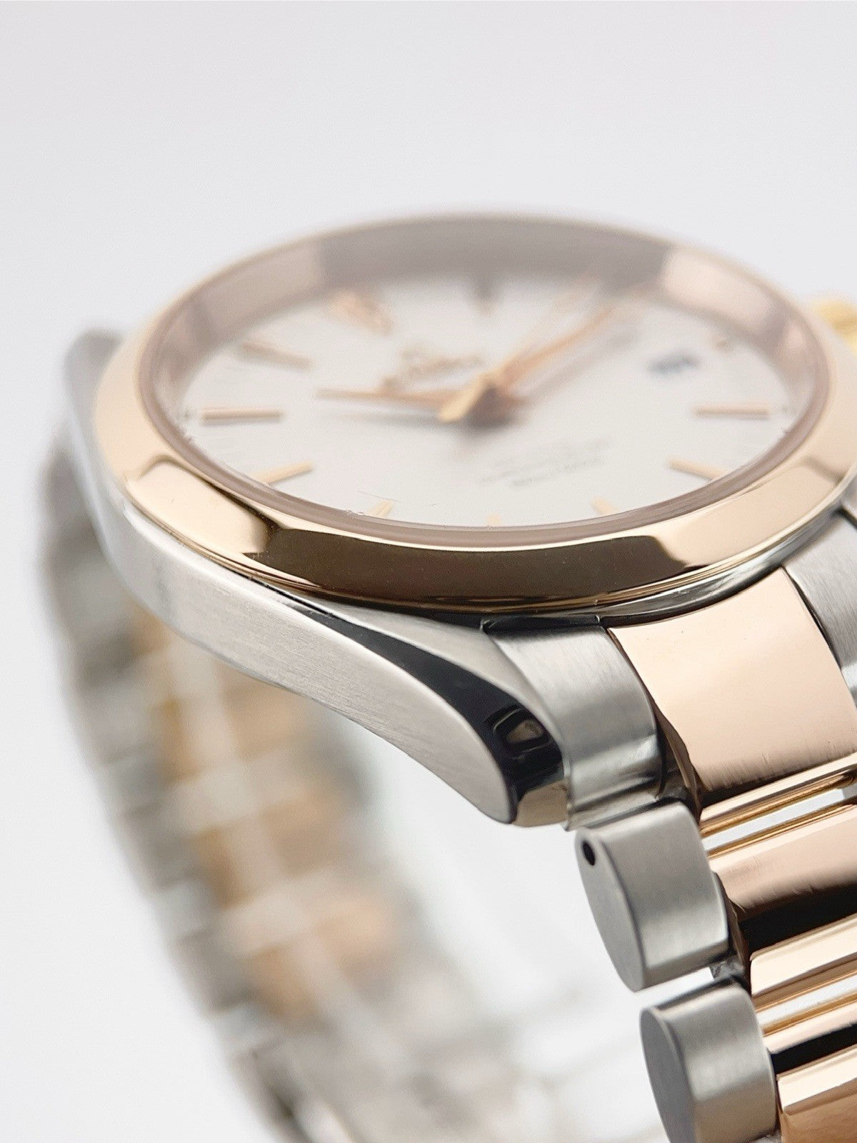 Omega Seamaster Aqua Terra Gold & Steel White Dial 39mm Auto Men's 2303.30.00