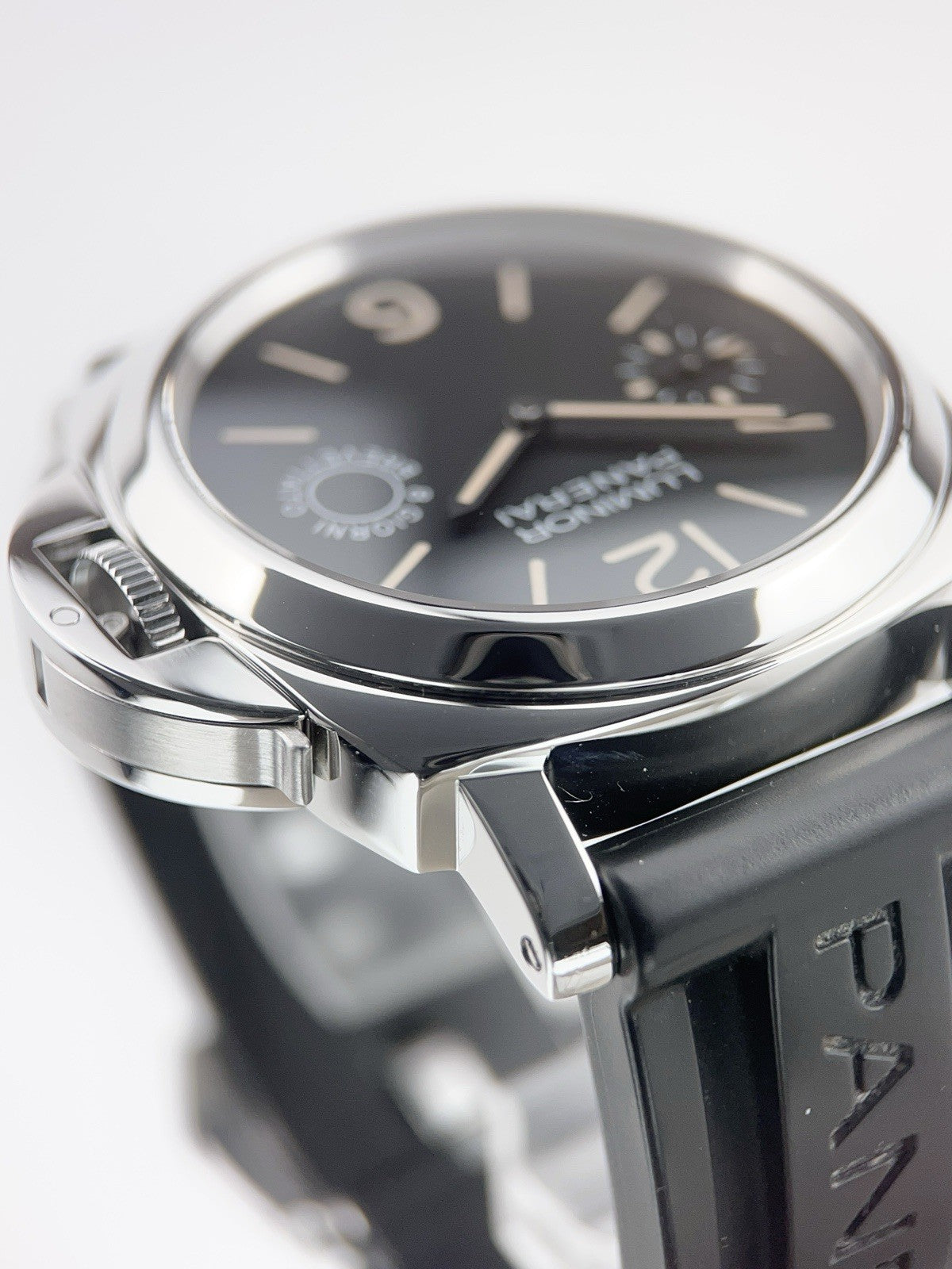Panerai Luminor Stainless Steel Black Dial 44mm Manual Wind Men's Watch PAM00590