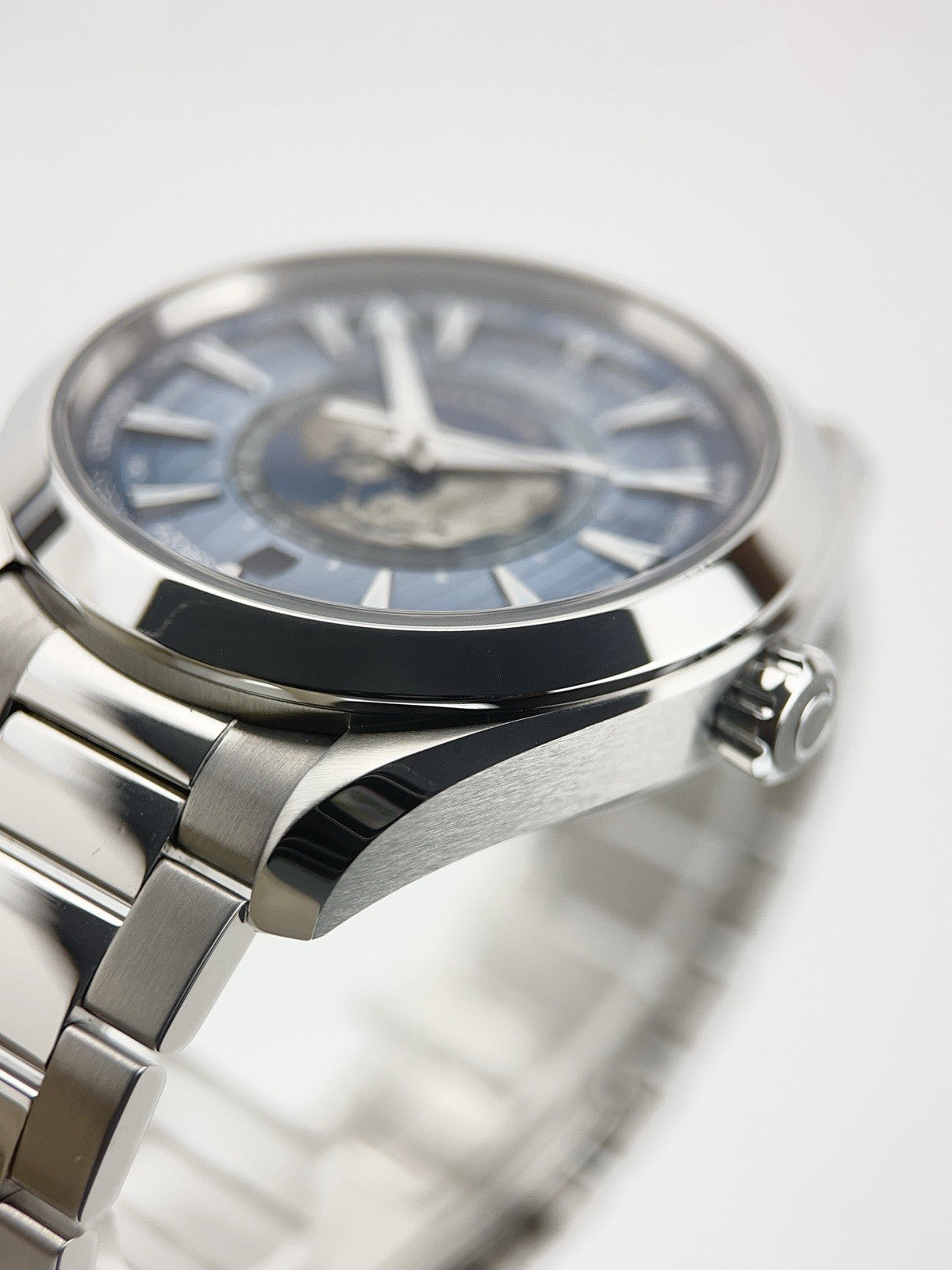 Omega Seamster Summer Blue Dial 220.10.43.22.03.002