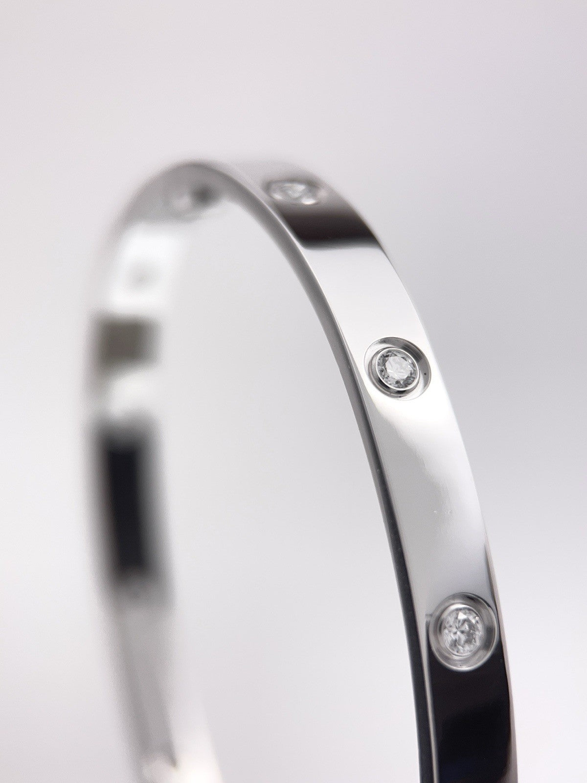 Cartier Love Bracelet WG 10 Diamonds 18k White Gold Size 20 CRB6040720