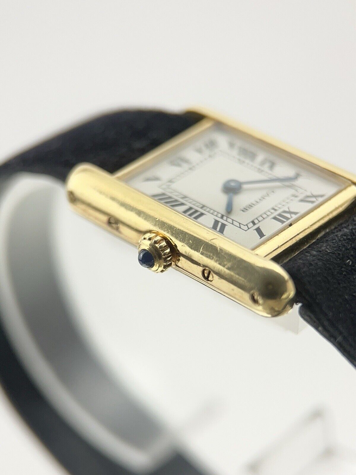 Cartier Tank Louis 18k Yellow Gold 19mm Quartz Ladies Watch Roman Dial 8660